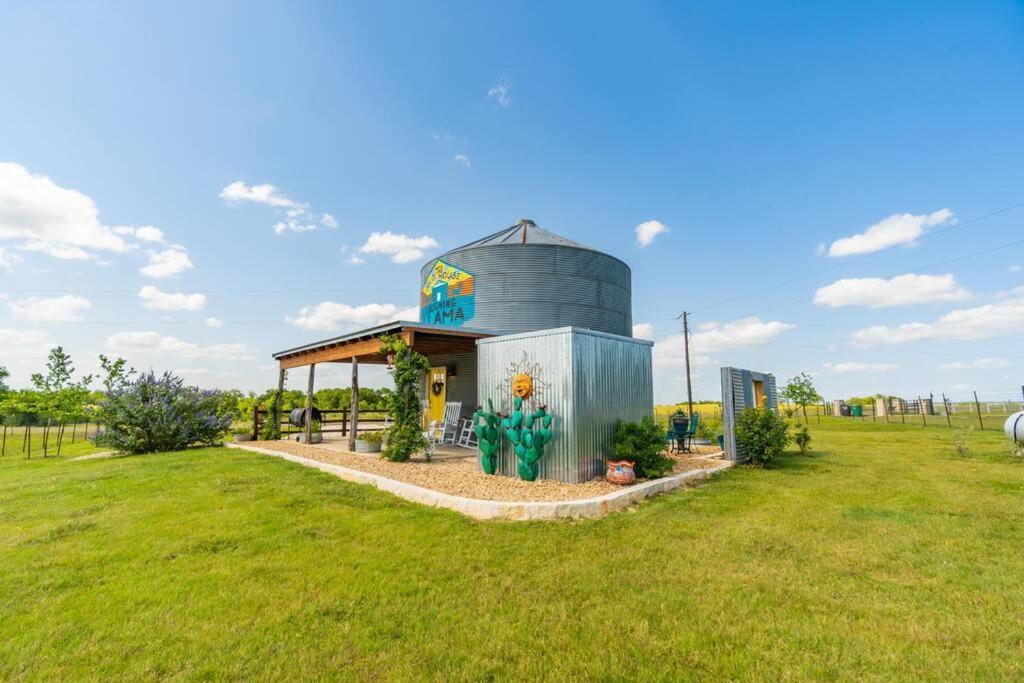 Silo House At Laughing Llama Farm Troy Buitenkant foto