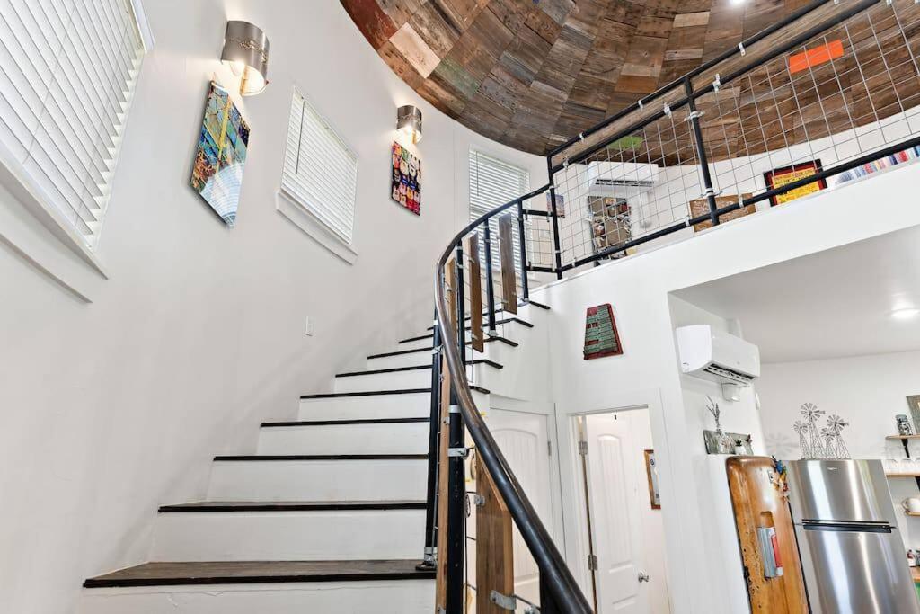Silo House At Laughing Llama Farm Troy Buitenkant foto