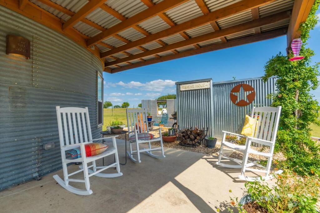 Silo House At Laughing Llama Farm Troy Buitenkant foto